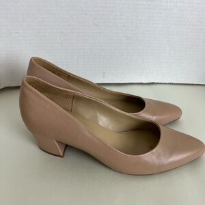 Naturalizer Women's Heels in Nude